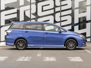 Минивэн Toyota Wish 2012 года, 1530000 рублей, Краснодар