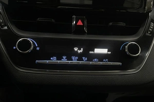 Седан Toyota Corolla 2019 года, 1587000 рублей, Солонцы