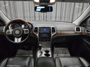 Внедорожник Jeep Grand Cherokee 2011 года, 1499000 рублей, Красноярск