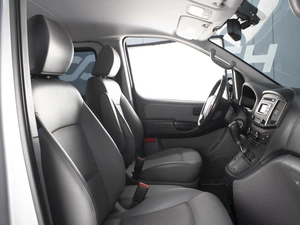 Минивэн Hyundai Grand Starex 2019 года, 4150000 рублей, Омск