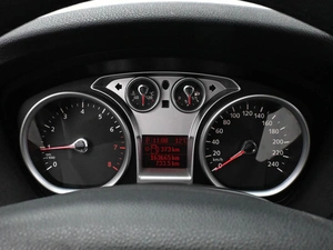 Хетчбэк Ford Focus 2006 года, 479000 рублей, Волгоград