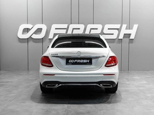 Седан Mercedes-benz E-класс 2018 года, 3449000 рублей, Тюмень