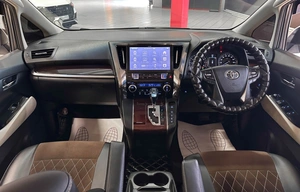 Минивэн Toyota Alphard 2017 года, 3750000 рублей, Красноярск
