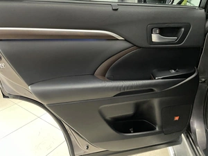 Внедорожник Toyota Highlander 2014 года, 2787000 рублей, Солонцы