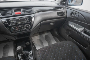 Седан Mitsubishi Lancer 2006 года, 449000 рублей, Барнаул