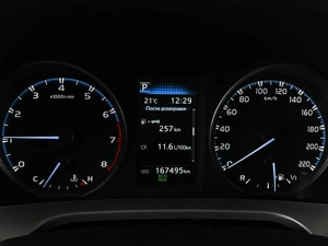 Внедорожник Toyota RAV4 2018 года, 2529000 рублей, Аксай