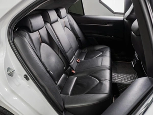 Седан Toyota Camry 2020 года, 2809000 рублей, Тюмень