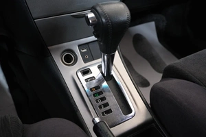 Хетчбэк Toyota Corolla 2002 года, 599000 рублей, Омск