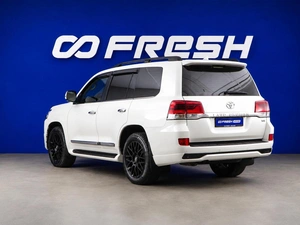 Внедорожник Toyota Land Cruiser 2017 года, 6299777 рублей, Москва
