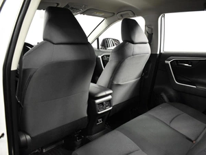 Внедорожник Toyota RAV4 2019 года, 2929900 рублей, Казань