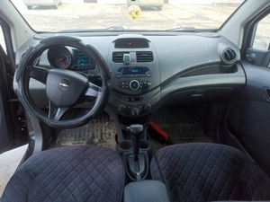 Хетчбэк Chevrolet Spark 2012 года, 600000 рублей, Зеленогорск