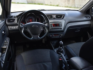 Седан Kia Rio 2015 года, 999000 рублей, Краснодар