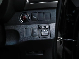 Хетчбэк Toyota Ractis 2016 года, 1029000 рублей, Красноярск