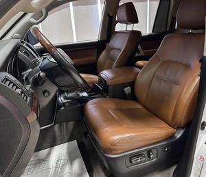 Внедорожник Toyota Land Cruiser 2014 года, 3967000 рублей, Красноярск
