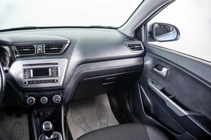 Седан Kia Rio 2016 года, 999000 рублей, Пермь