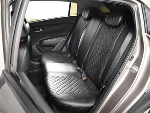 Хетчбэк Kia Rio X-Line 2018 года, 1048200 рублей, Казань