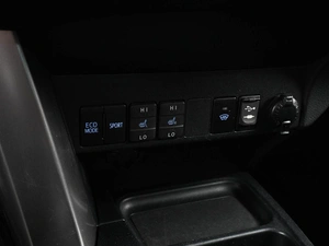 Внедорожник Toyota RAV4 2017 года, 2229000 рублей, Аксай