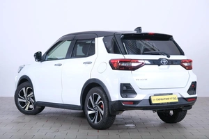 Внедорожник Toyota Raize 2020 года, 1849000 рублей, Омск