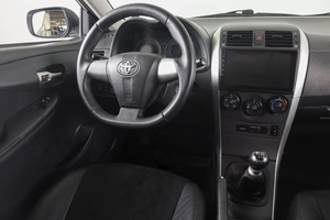 Седан Toyota Corolla 2010 года, 849000 рублей, Пермь