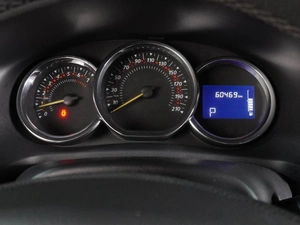 Хетчбэк Renault Sandero 2016 года, 1179000 рублей, Воронеж