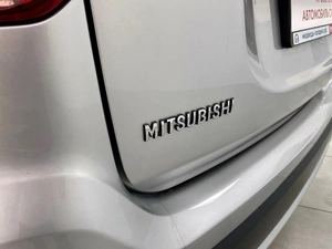 Внедорожник Mitsubishi Outlander 2017 года, 1760000 рублей, Красноярск