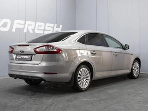Седан Ford Mondeo 2012 года, 1200000 рублей, Омск