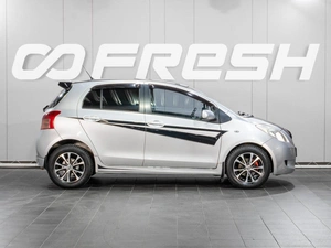 Хетчбэк Toyota Yaris 2008 года, 549000 рублей, Сургут