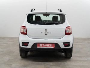 Хетчбэк Renault Sandero Stepway 2020 года, 1200000 рублей, Красноярск