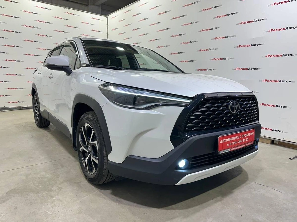 Внедорожник Toyota Corolla Cross 2024 года, 2890000 рублей, Красноярск
