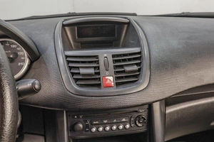 Хетчбэк Peugeot 207 2006 года, 479000 рублей, Челябинск