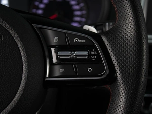 Седан Kia Optima 2018 года, 1920000 рублей, Омск