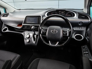 Минивэн Toyota Sienta 2020 года, 1550000 рублей, Краснодар