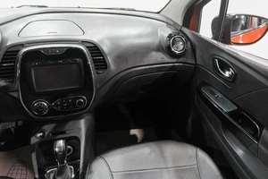 Внедорожник Renault Kaptur 2016 года, 1569000 рублей, Новокузнецк