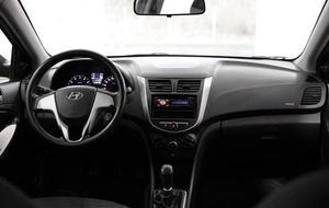 Седан Hyundai Solaris 2015 года, 749000 рублей, Орёл