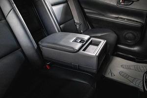 Седан Lexus ES 2017 года, 3119000 рублей, Сургут