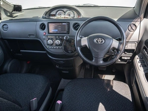 Минивэн Toyota Sienta 2014 года, 1279000 рублей, Краснодар