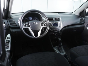 Седан Hyundai Solaris 2014 года, 990000 рублей, Ростов-на-Дону