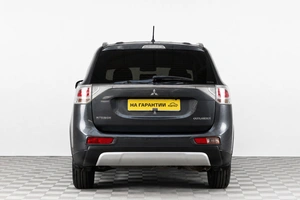 Внедорожник Mitsubishi Outlander 2014 года, 1739000 рублей, Челябинск