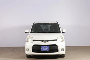 Минивэн Toyota Sienta 2013 года, 1169000 рублей, Новосибирск
