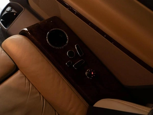 Минивэн Volkswagen Multivan 2011 года, 2649999 рублей, Москва