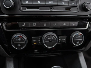 Седан Volkswagen Jetta 2015 года, 1440000 рублей, Краснодар