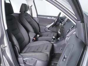 Внедорожник Volkswagen Tiguan 2009 года, 1280000 рублей, Ростов-на-Дону