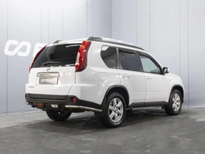 Внедорожник Nissan X-Trail 2011 года, 1350000 рублей, Омск