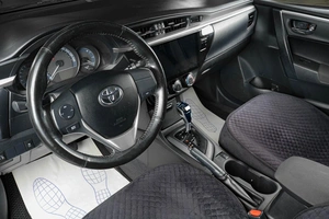 Седан Toyota Corolla 2013 года, 1379000 рублей, Тюмень