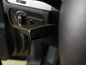 Внедорожник Volkswagen Touareg 2013 года, 2749000 рублей, Воронеж