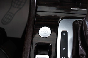 Внедорожник Volkswagen Touareg 2015 года, 3200000 рублей, Пермь