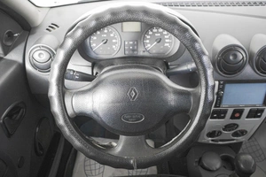 Седан Renault Logan 2006 года, 349000 рублей, Кемерово