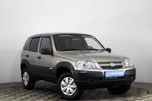 Внедорожник Chevrolet Niva 2015 года, 849000 рублей, Пермь