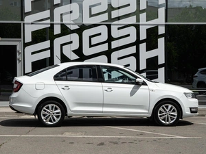 Лифтбек Skoda Rapid 2018 года, 1240000 рублей, Волгоград