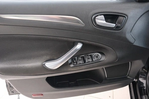 Седан Ford Mondeo 2010 года, 889000 рублей, Красноярск